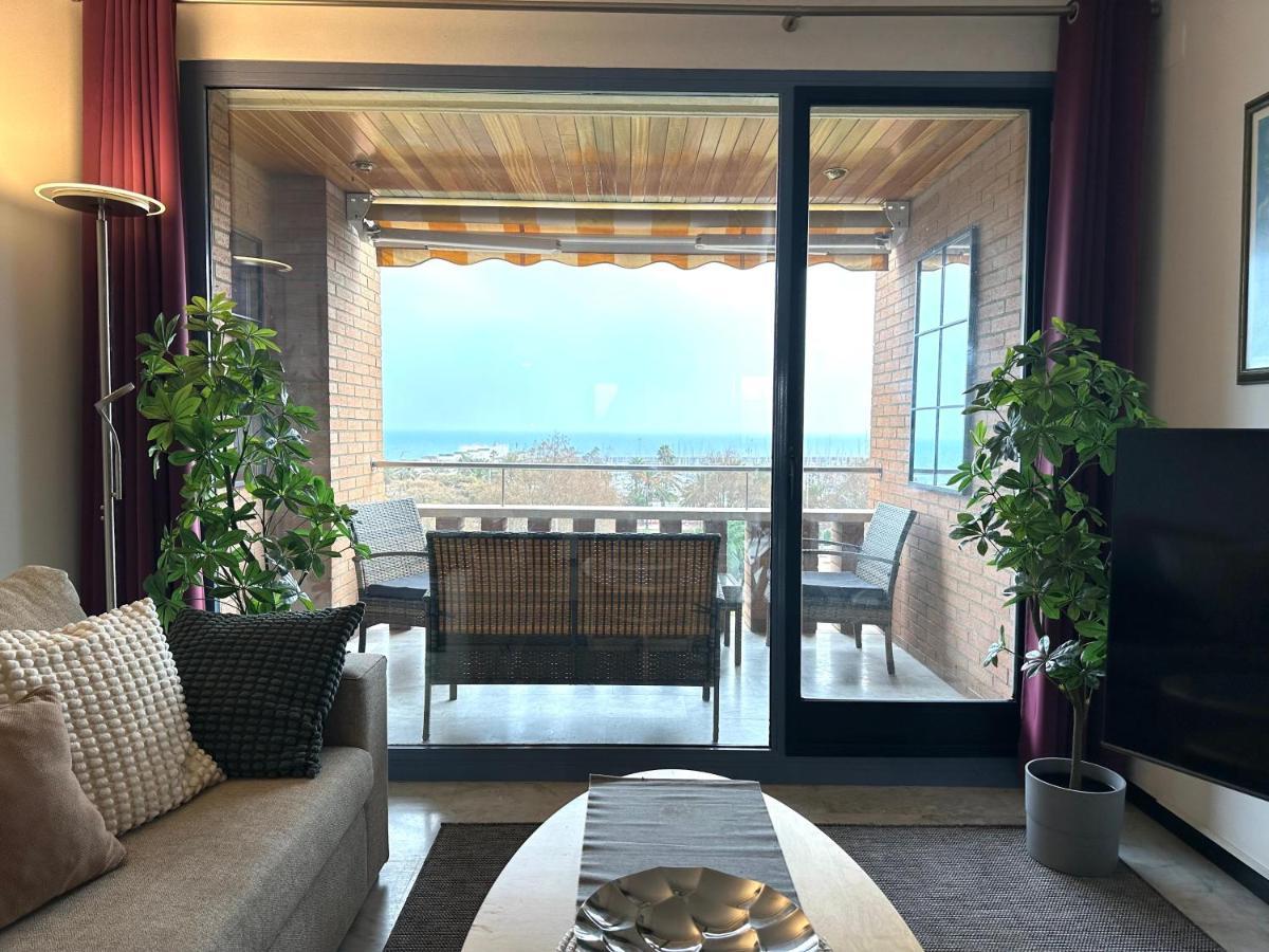 Lets Holidays Apartment Sea Views In Барселона Екстериор снимка